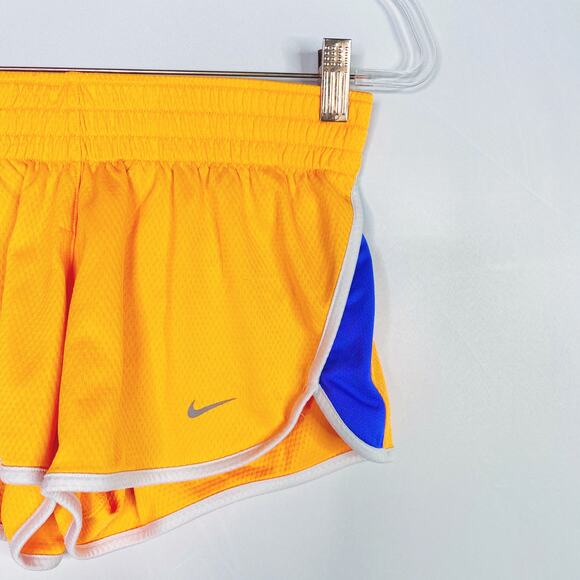 Nike Womens Small S Cool Mesh Training Shorts Electric Orange Workout Liner - Picture 3 of 11